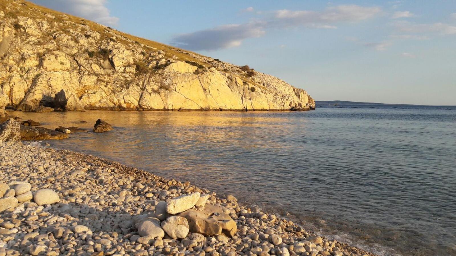 Studio Apartman Stara Baška Εξωτερικό φωτογραφία